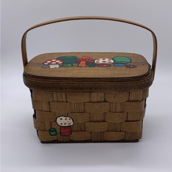 Slenderella Fashions Other - MCM Slenderella Fashion Wicker Basket Woven Painted Mushrooms By Caro Nan